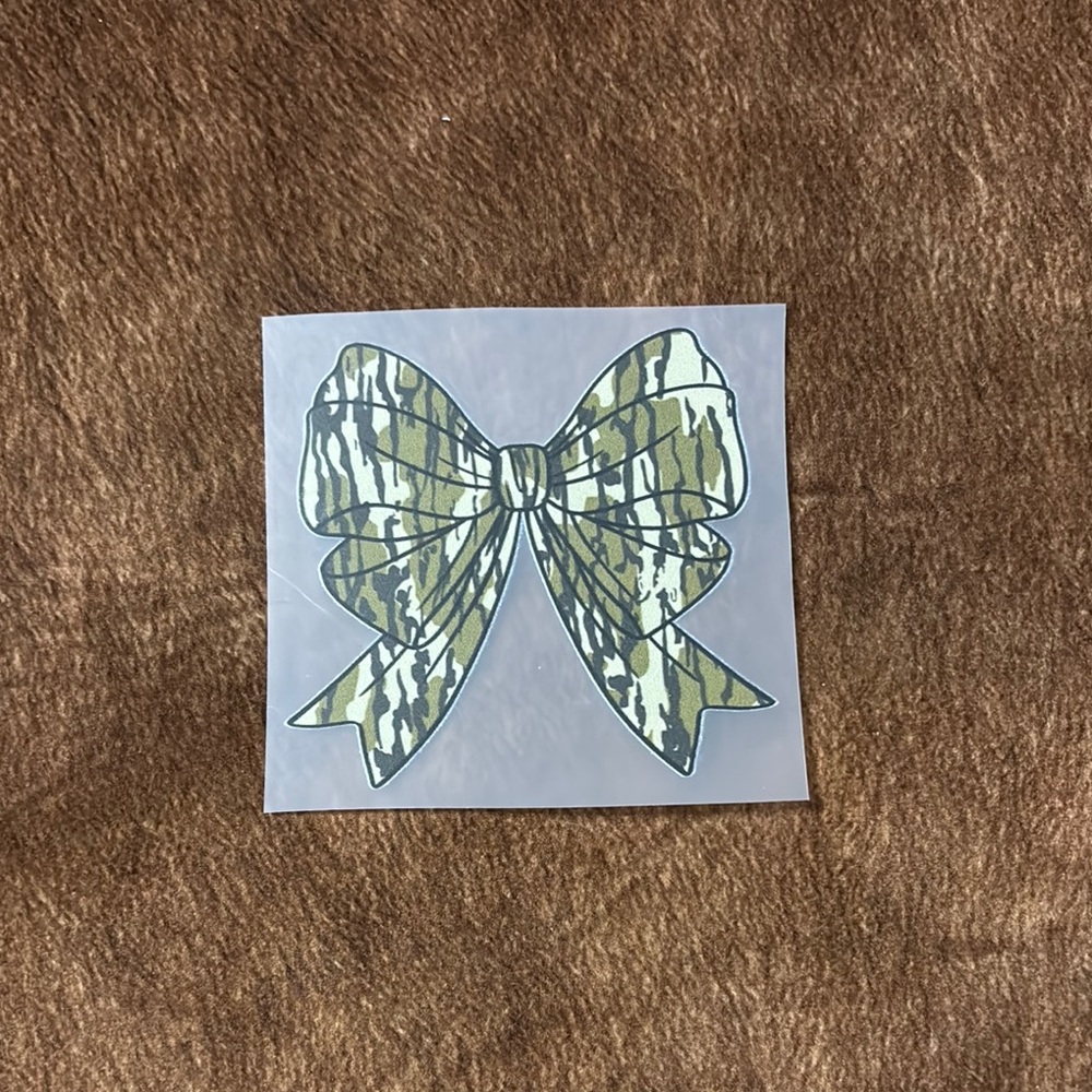 Camouflage Bow DTF Heat Transfers – Pocket Print Size 4x4